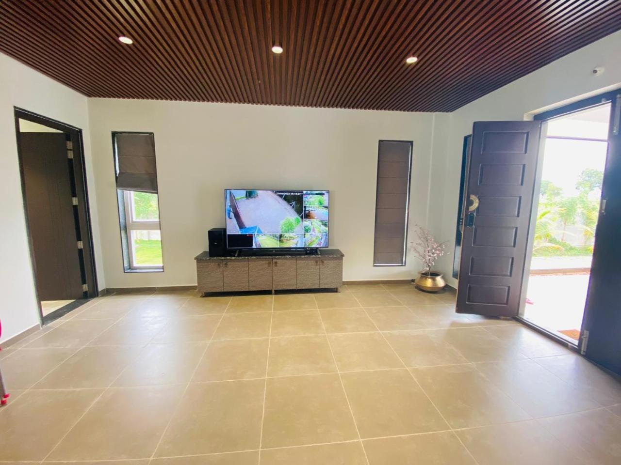 V R Farms Exotic Villa Venkatāpur Exterior photo