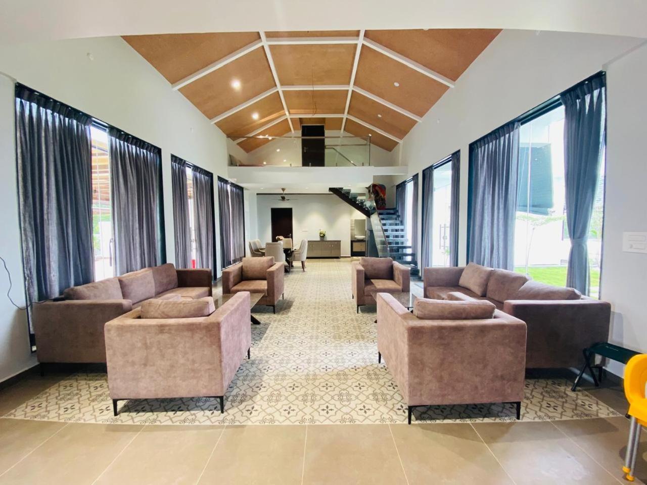 V R Farms Exotic Villa Venkatāpur Exterior photo